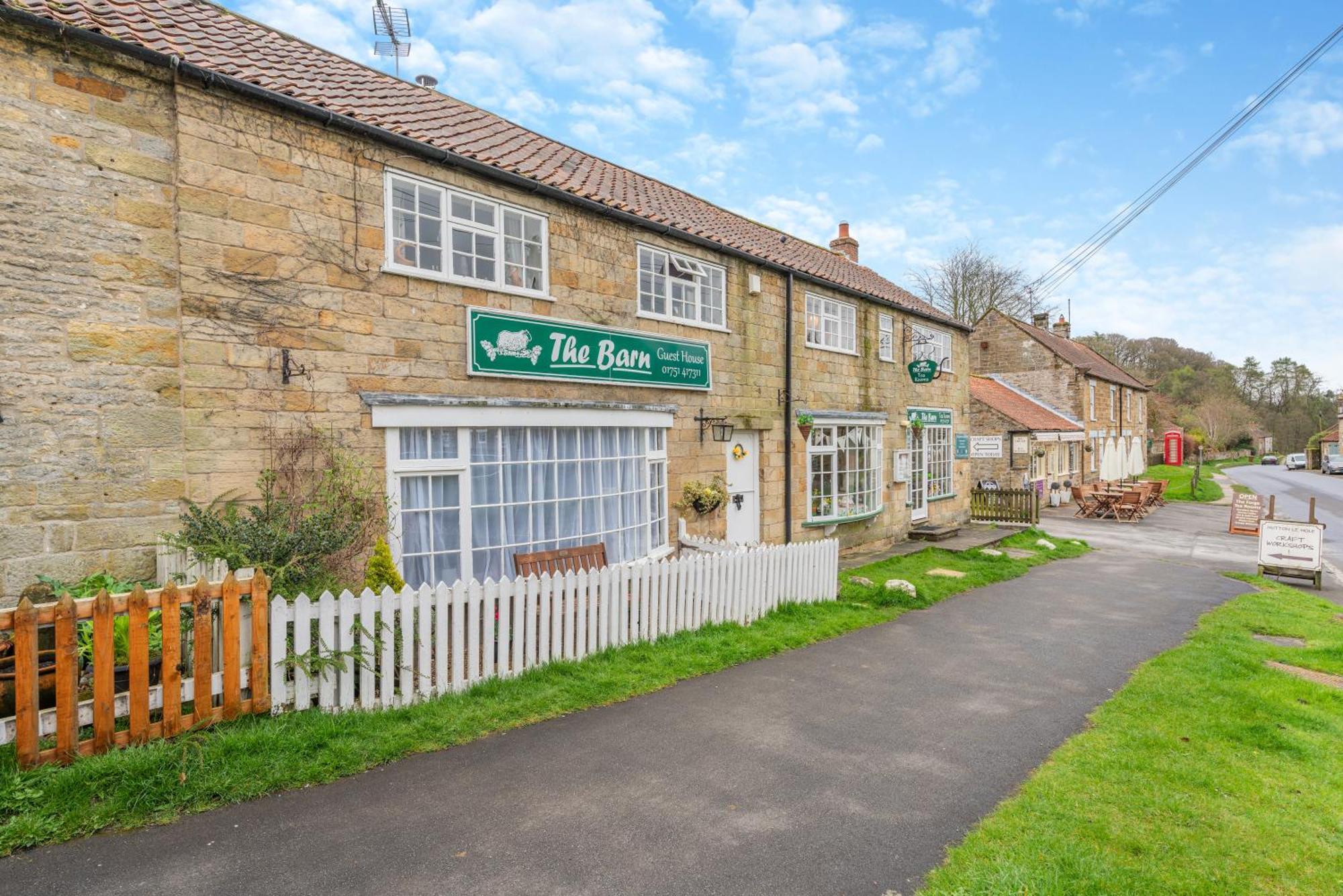 The Barn Guest House And Tearoom Hutton le Hole Bagian luar foto